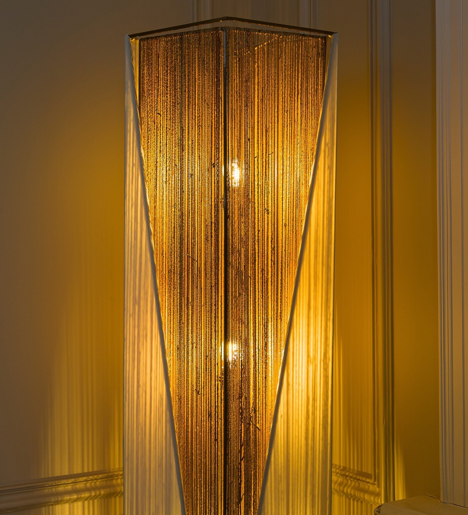 Reed Floor Lamp - Lumi