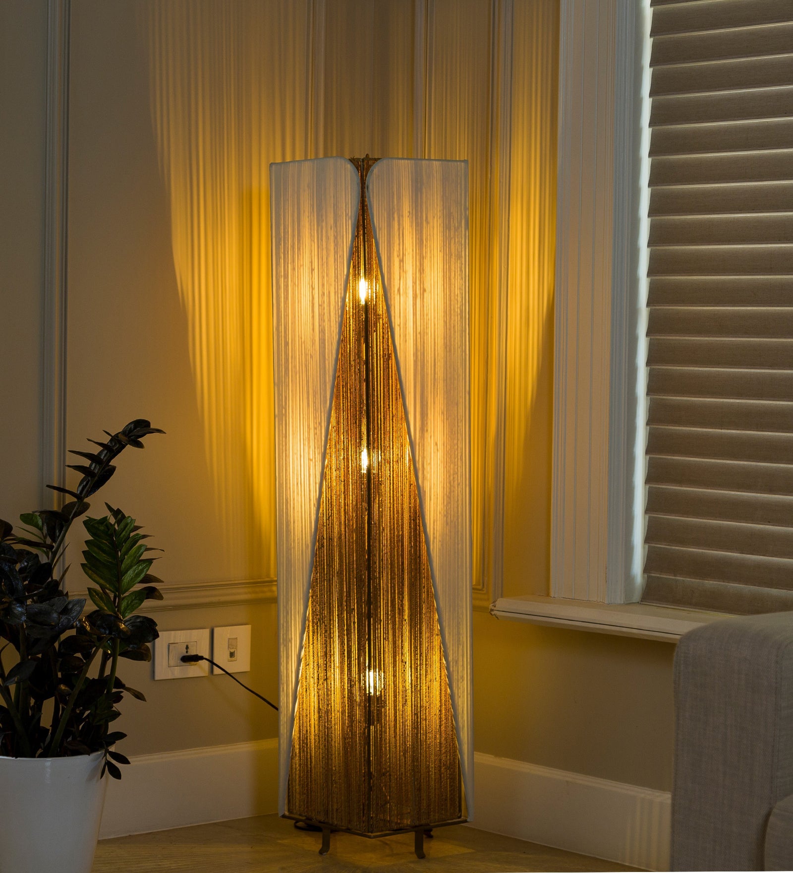 Reed Floor Lamp - Lumi